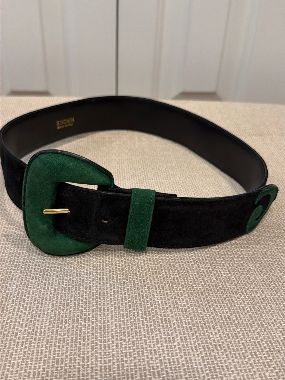 Vintage Escada Suede Black Green Belt Women’s Size S Made In Italy